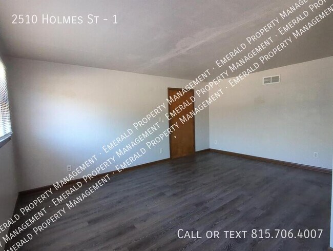 Foto del edificio - 2510 Holmes St