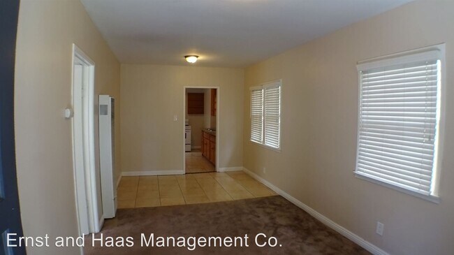 Foto del edificio - 933 E 5th St