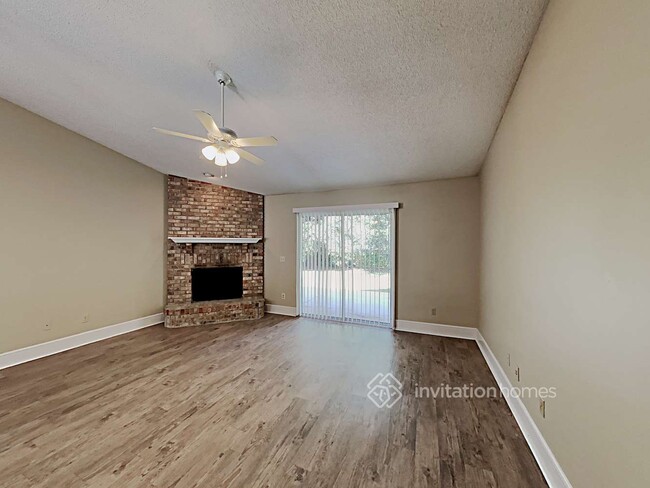 Foto del edificio - 2860 Sandy Beach Ln