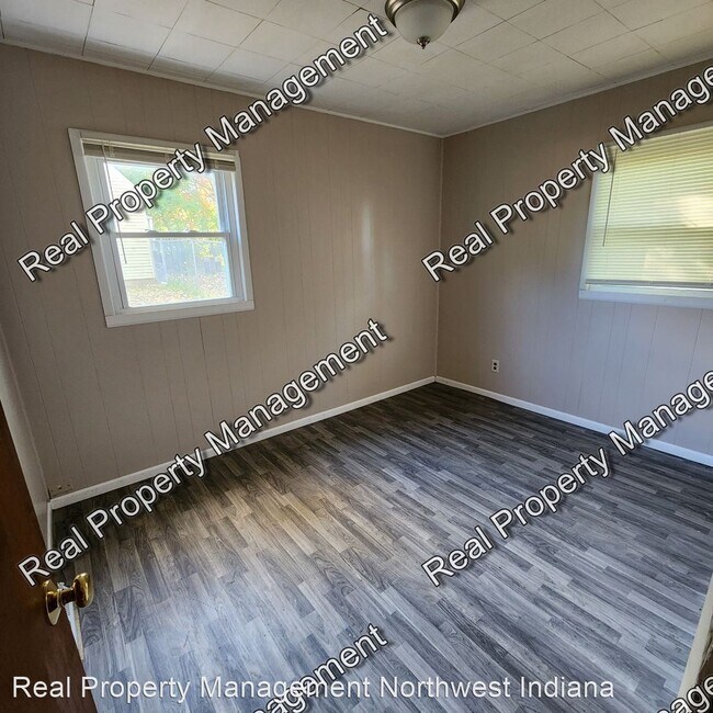 Building Photo - 3 br, 1 bath House - 3516 Indiana St