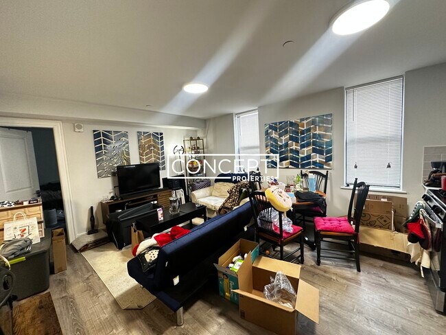 Foto del edificio - 81 Park Dr