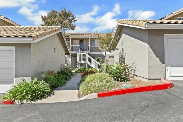 Building Photo - 1390 Palomar Pl