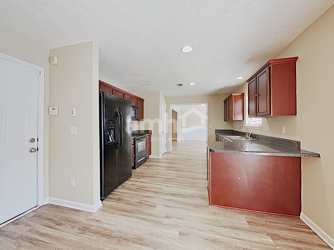 Foto del edificio - 1056 Lakewalk Dr