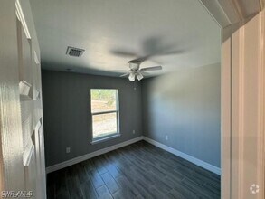 Building Photo - 834 Rixey St E