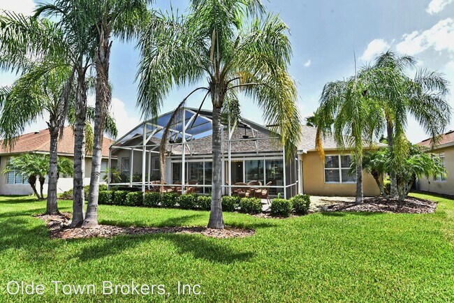 Foto del edificio - 2 br, 2 bath House - 545 Genoa Dr.