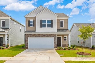 Building Photo - 1231 Langston Ln