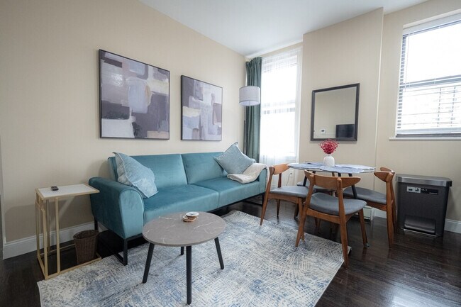 Foto del edificio - 245 W 113th St