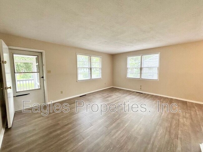 Foto del edificio - 405 Banks Ave
