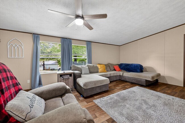 Foto del edificio - 122 Gibson St