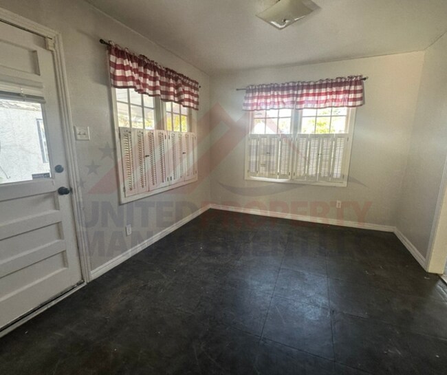 Foto del edificio - 3 bed 1 bath in Carlsbad NM