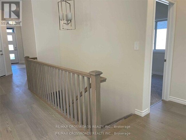 Building Photo - 22 Athabaska Dr