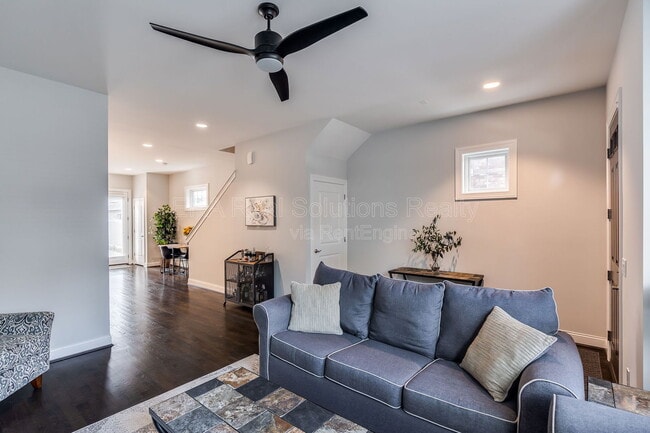 Building Photo - 1619 Fairfax Ave