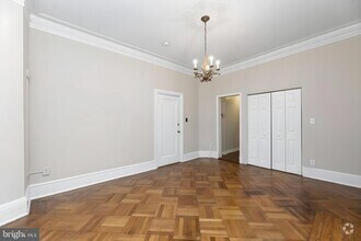 Building Photo - 2509 Cliffbourne Pl NW