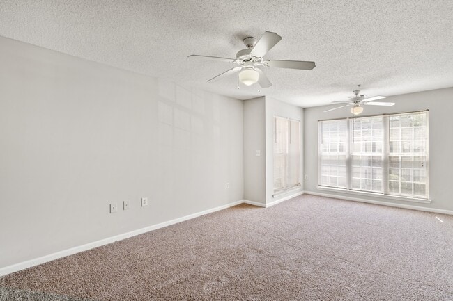 Building Photo - Palms on Ashley River Apartments
