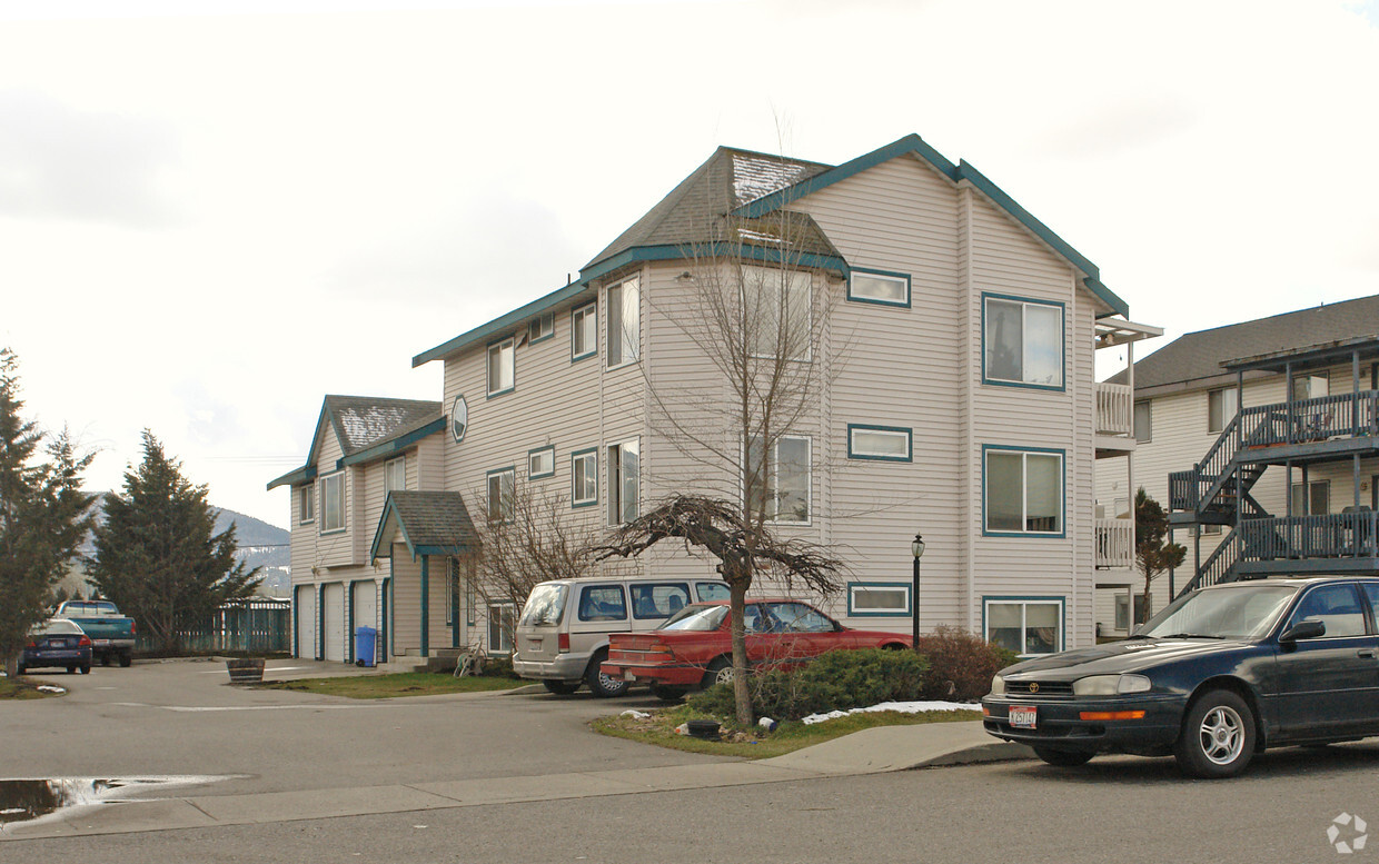 3426 W Lilac Ct, Post Falls, ID 83854 Apartments - Post Falls, ID