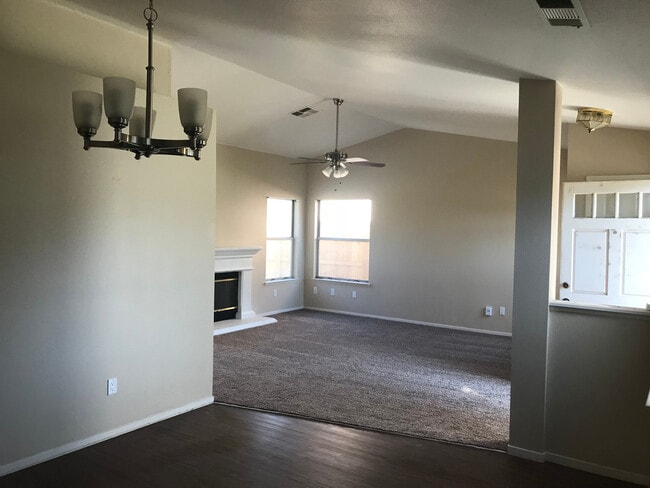 Foto del edificio - 1035 S Tracy St