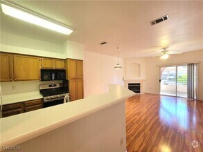 Building Photo - 5415 W Harmon Ave
