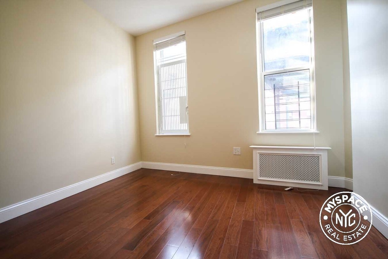 Foto principal - 1280 Myrtle Ave