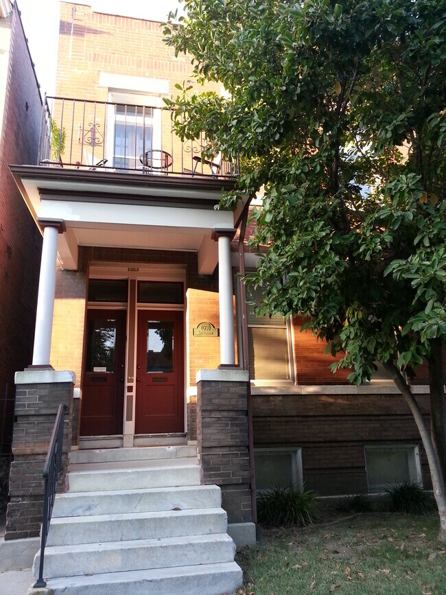 Building Photo - 4059 Shenandoah