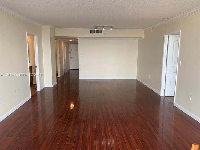 Foto del edificio - 20505 E Country Club Dr