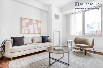 Building Photo - 285 Third Street-SI FL8-ID593