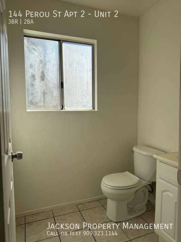 Building Photo - 144 Perou St