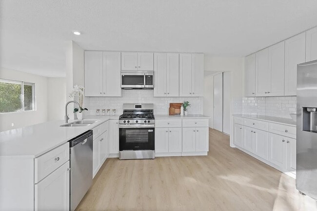 Building Photo - 14085 85th Pl N