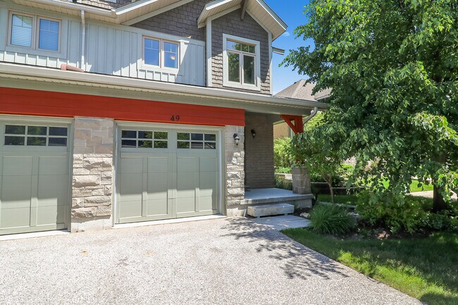 Building Photo - 49 Silver Glen Blvd