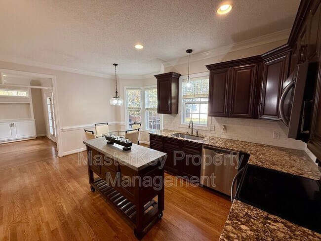 Foto del edificio - 6425 Cross Ridge Dr