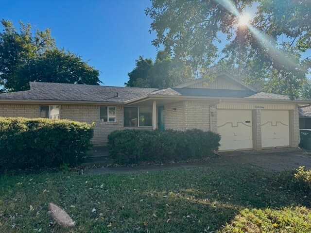 Primary Photo - 3420 Ridglea Ct