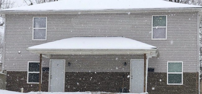 Building Photo - 5423 E 27th St