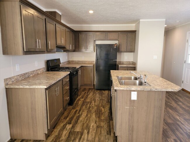 Foto del edificio - 999 Fortino Blvd