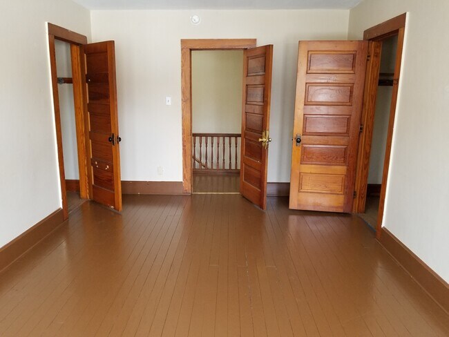 Foto del edificio - 606 W Main St