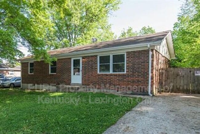 Photo - 316 Longview Dr House