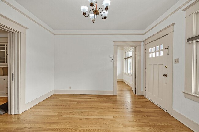 Foto del edificio - Classic 1910 Craftsman home