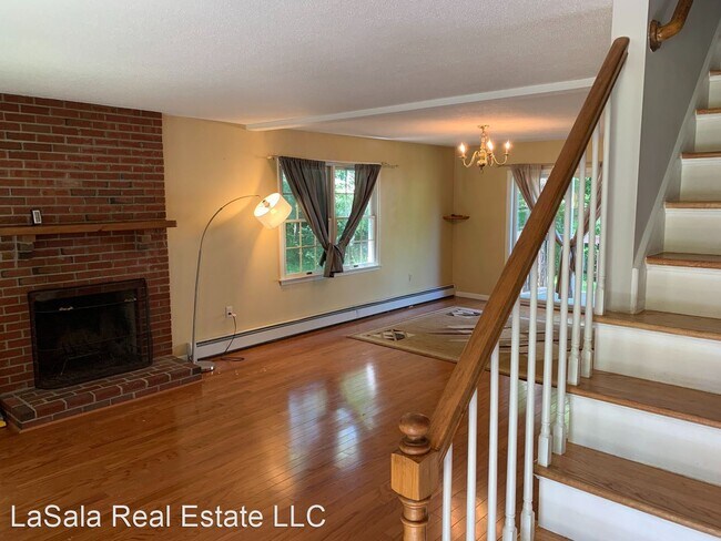 Building Photo - 4 br, 2 bath House - 61 Osprey Circle