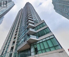 Building Photo - 16 Yonge St