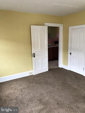 Foto del edificio - 1600 W Market St