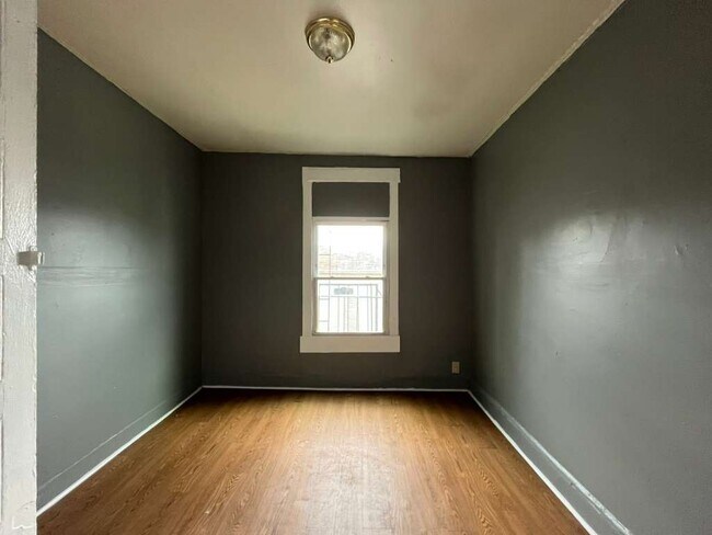 Foto del edificio - 63 Rutgers Ave
