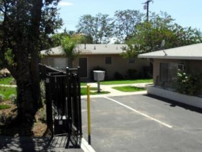 Foto del edificio - California Apartments