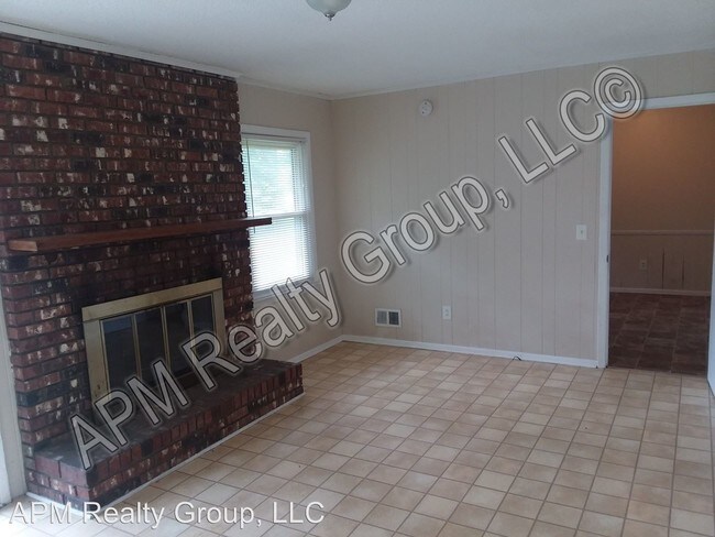 Building Photo - 3 br, 2 bath House - 8117 Spring Flower Rd