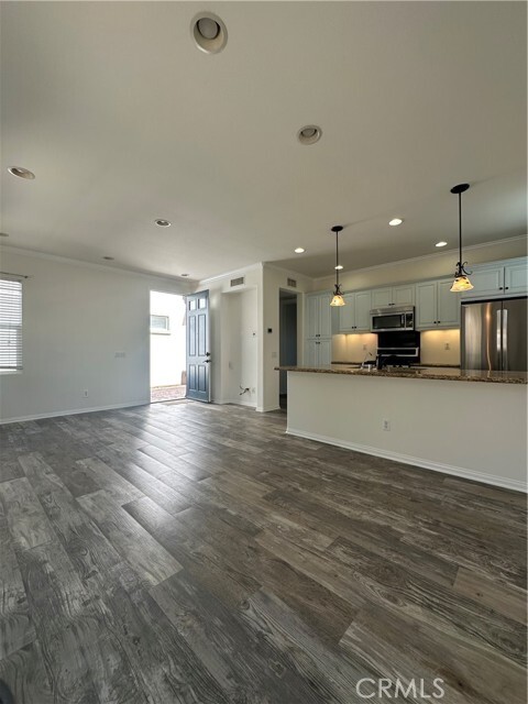 Building Photo - 3224 S Bethany Paseo