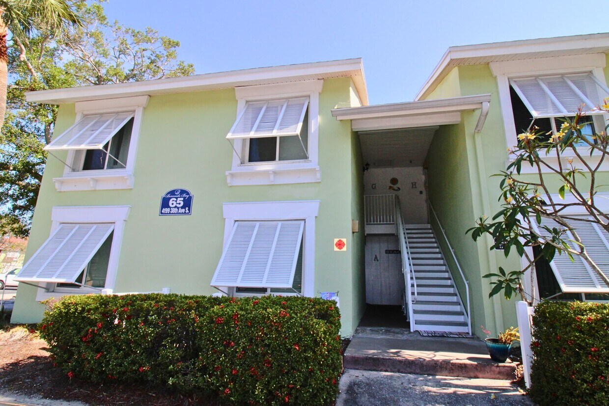 Foto principal - Waterfront Living at Bermuda Bay – Fully F...