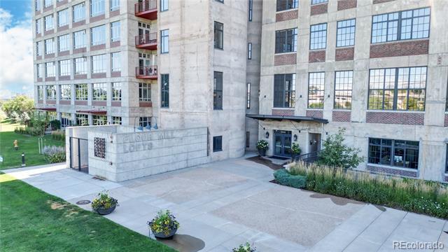 Foto del edificio - 2000 Little Raven St