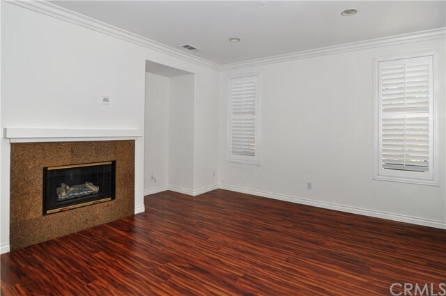 Building Photo - 38 Eaglecreek