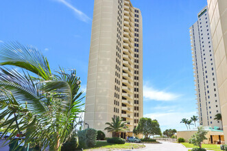 Building Photo - 2800 N Ocean Dr