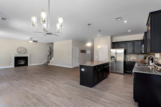 Foto del edificio - 2906 Oakdale Rd