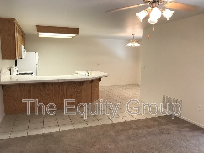 Foto del edificio - 2827 N Zachary St