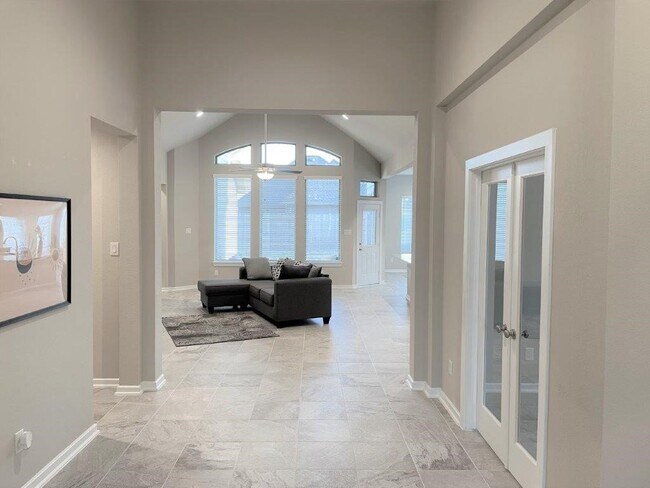 Building Photo - 8426 Bay Orchard Dr