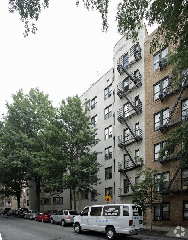 Building Photo - 357 201st St